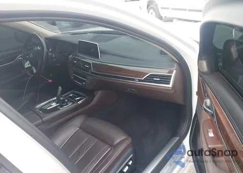 2016 BMW 750I xDrive из США, поврежденный, VIN WBA7F2C56GG416763